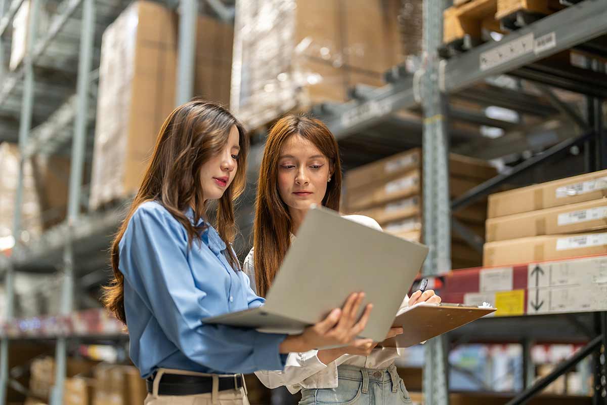 Uso estratégico de descripciones y atributos de productos